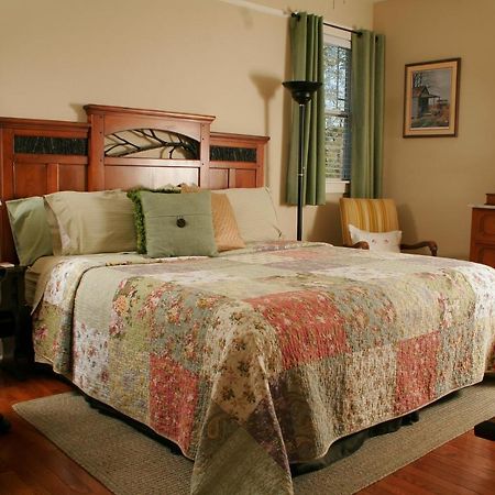 Seven Oaks Bed & Breakfast Highpoint Dış mekan fotoğraf
